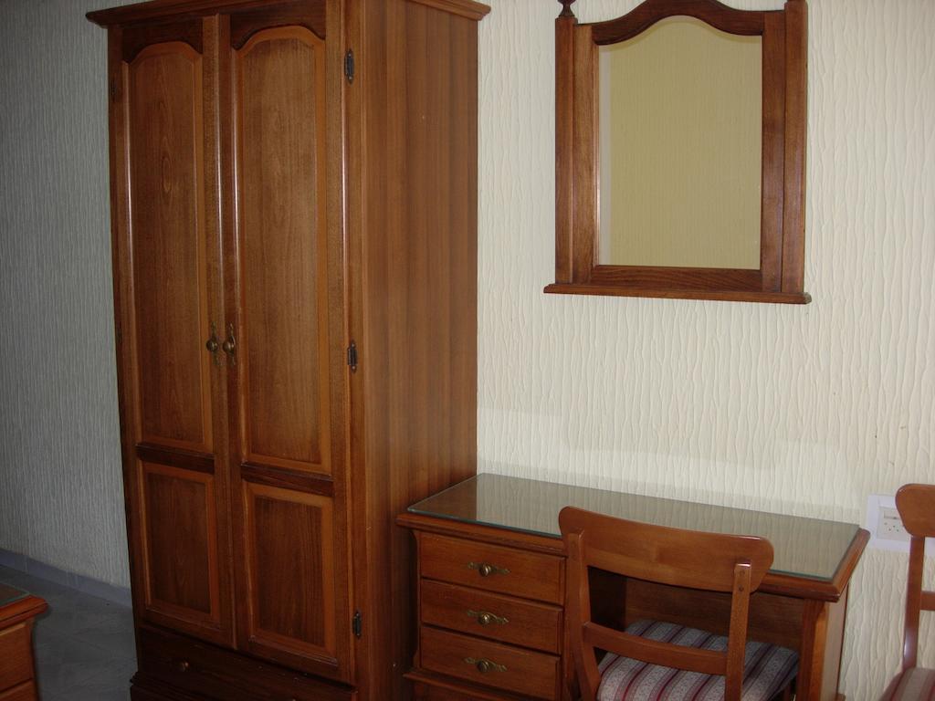 Rooms & Apartments Anka Bar Room photo